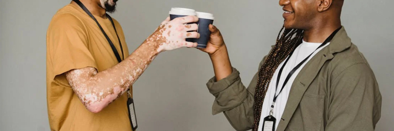 Can patients with vitiligo keep pets?